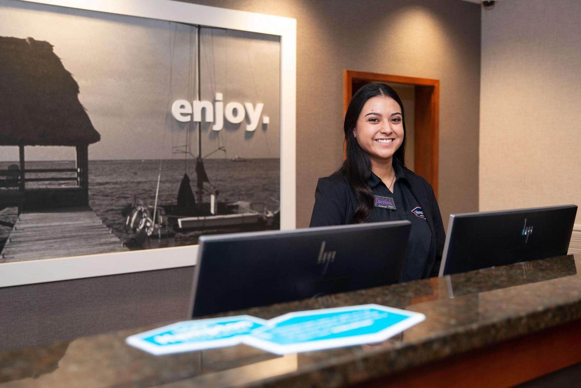 Hampton Inn & Suites Jacksonville Dış mekan fotoğraf